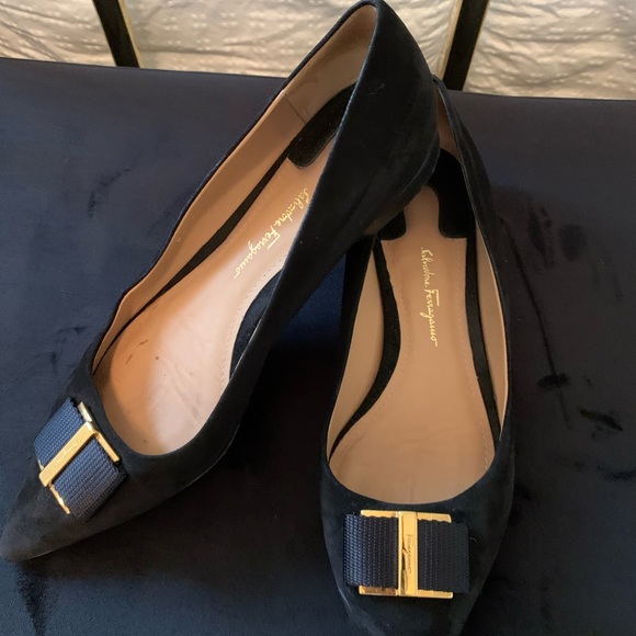 ferragamo pointed flats